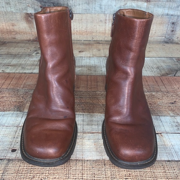 Timberland Alyse Brown Leather Chunk Heel Square Toe Boot - Picture 3 of 8